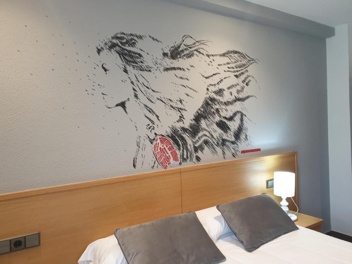 ויטוריה-גאסטייז Hotel Arts - Gasteiz Centro מראה חיצוני תמונה
