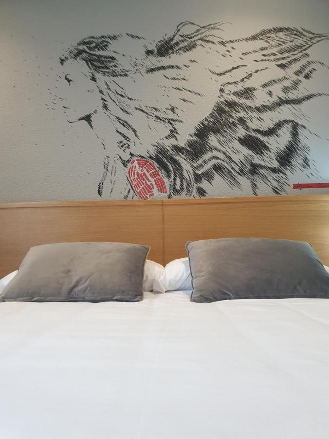 ויטוריה-גאסטייז Hotel Arts - Gasteiz Centro מראה חיצוני תמונה